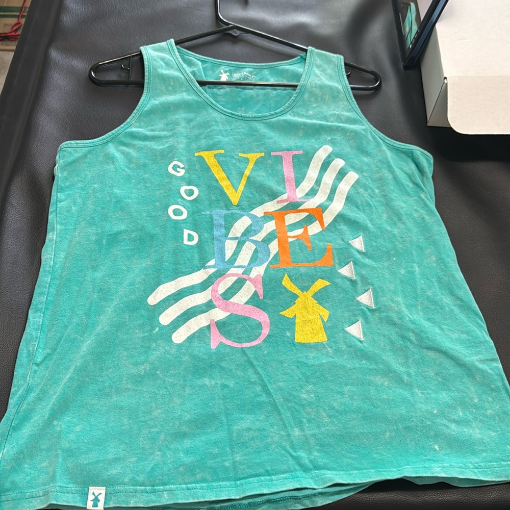 Dutch Bros Tank